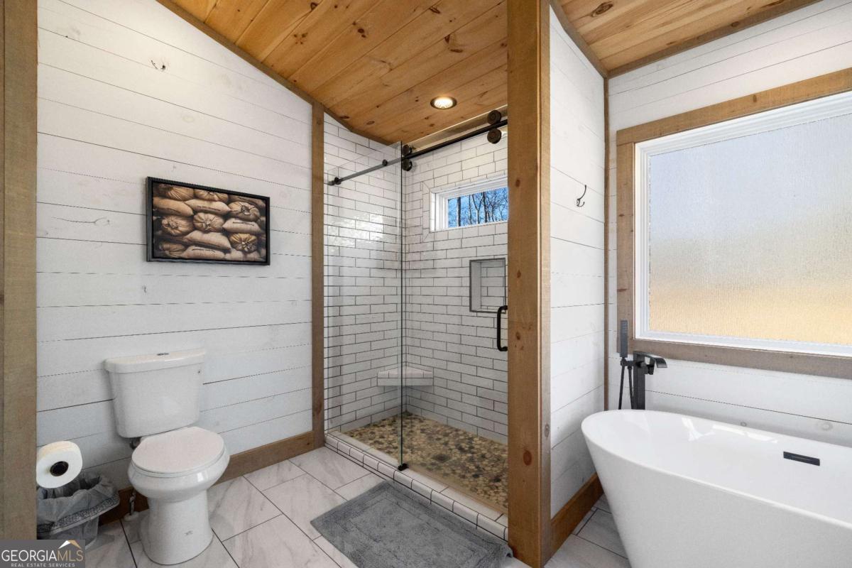 310 Wunder Bear Ridge Road