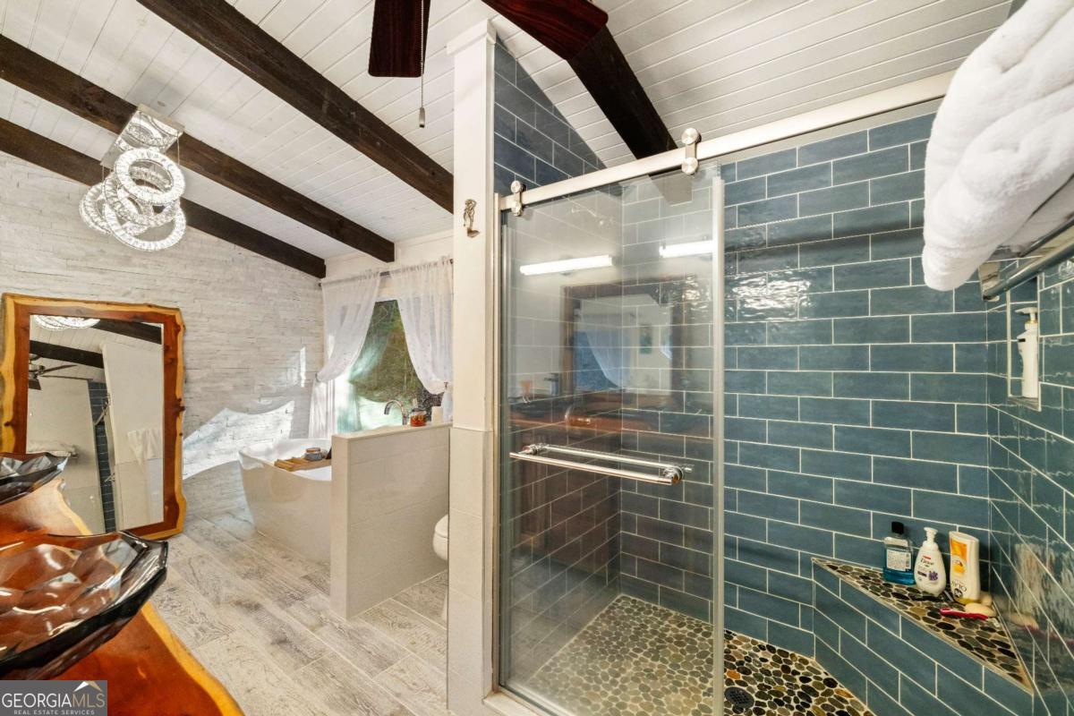 100 Stanley Creek Crossing