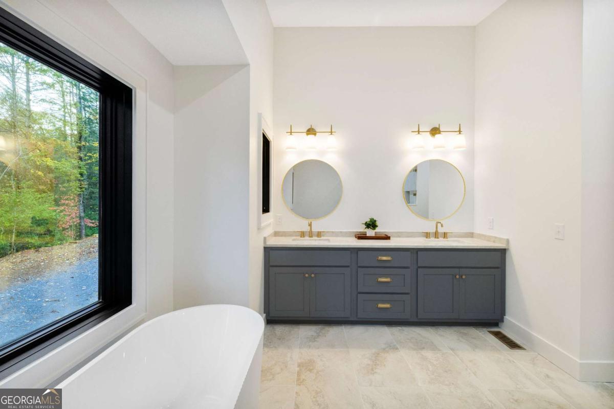 456 Whispering Pine Lane