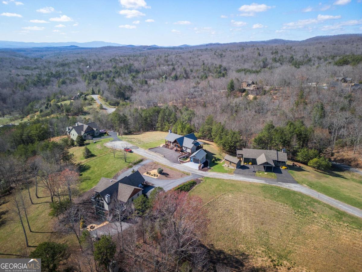 102 High Meadows Trail