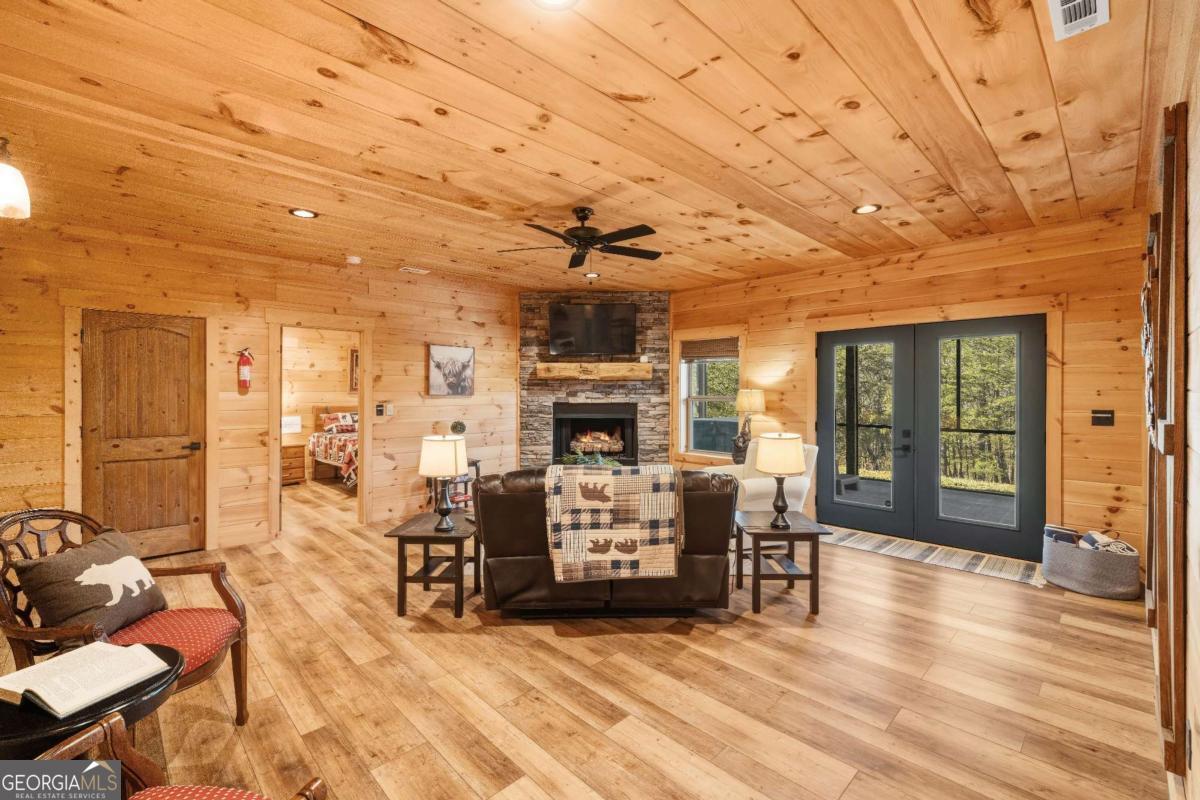 102 High Meadows Trail