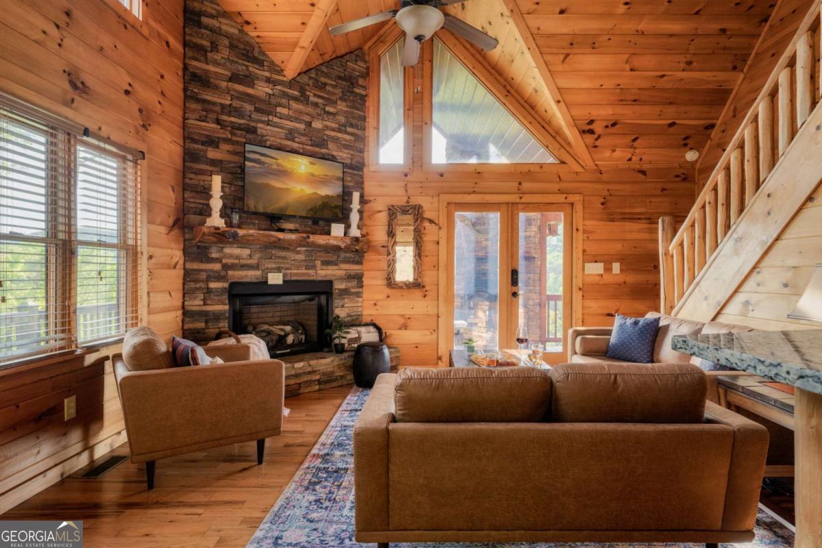 273 Deer Crest Heights