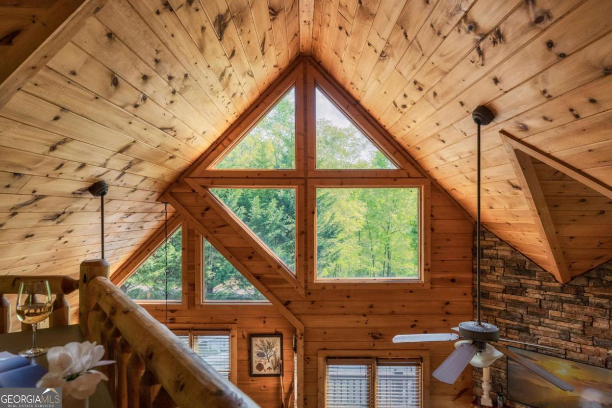 273 Deer Crest Heights