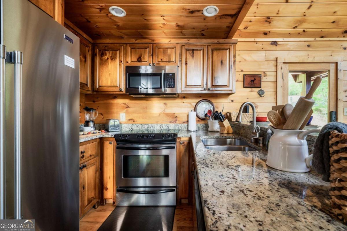 273 Deer Crest Heights