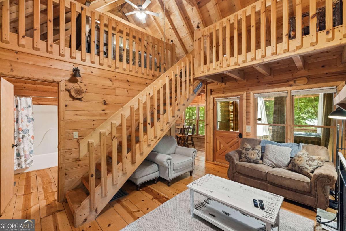 14 Finch Lane