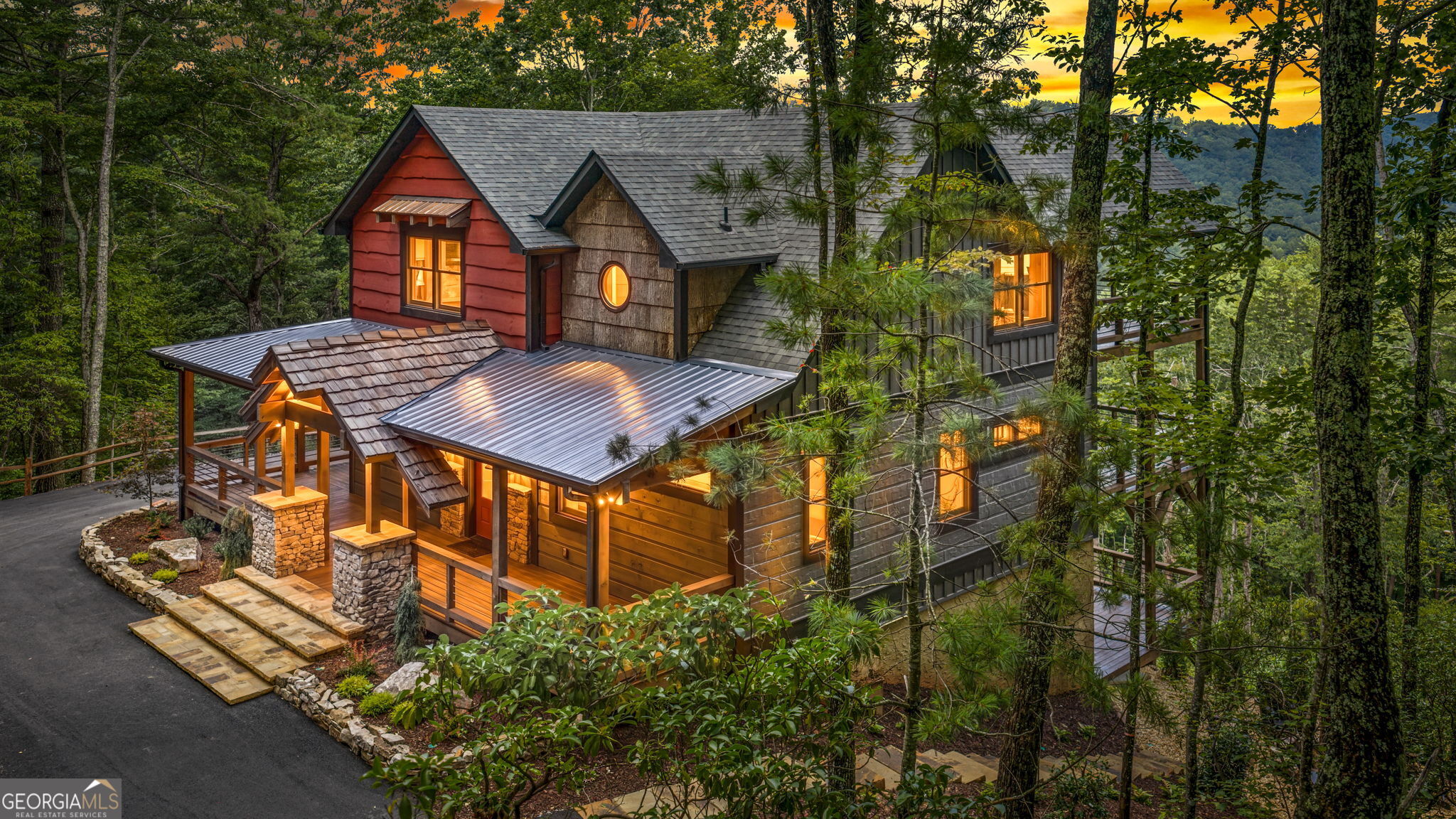 363 Griffith Parkway
