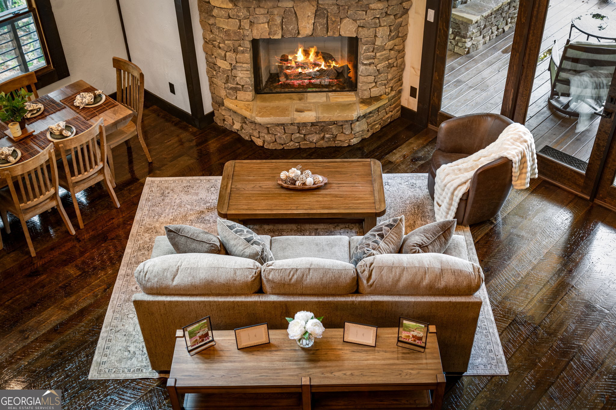363 Griffith Parkway