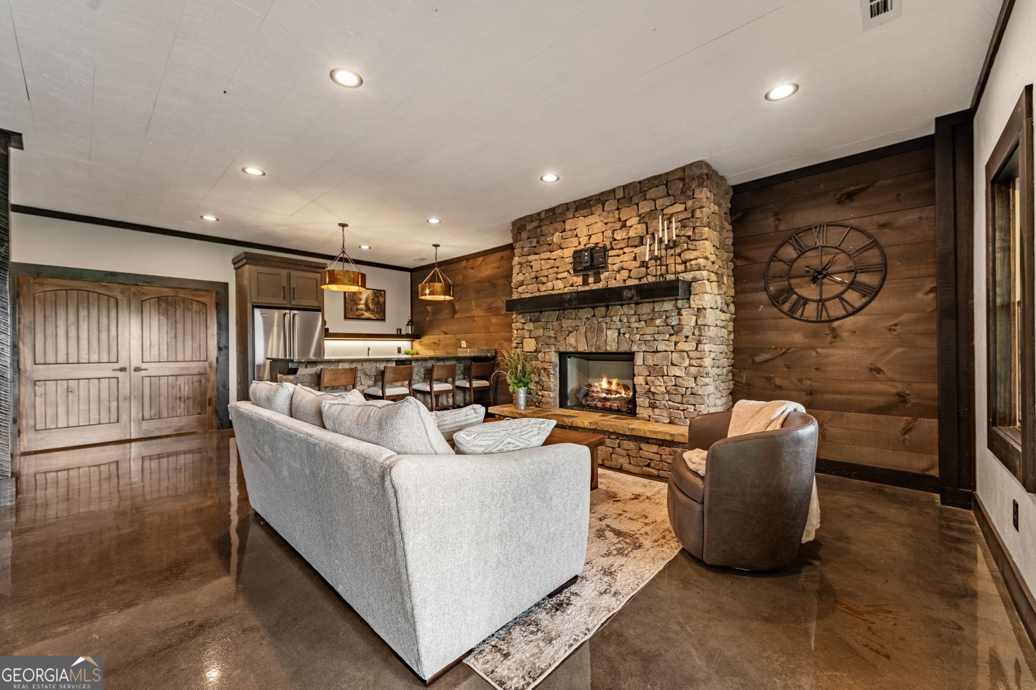 363 Griffith Parkway