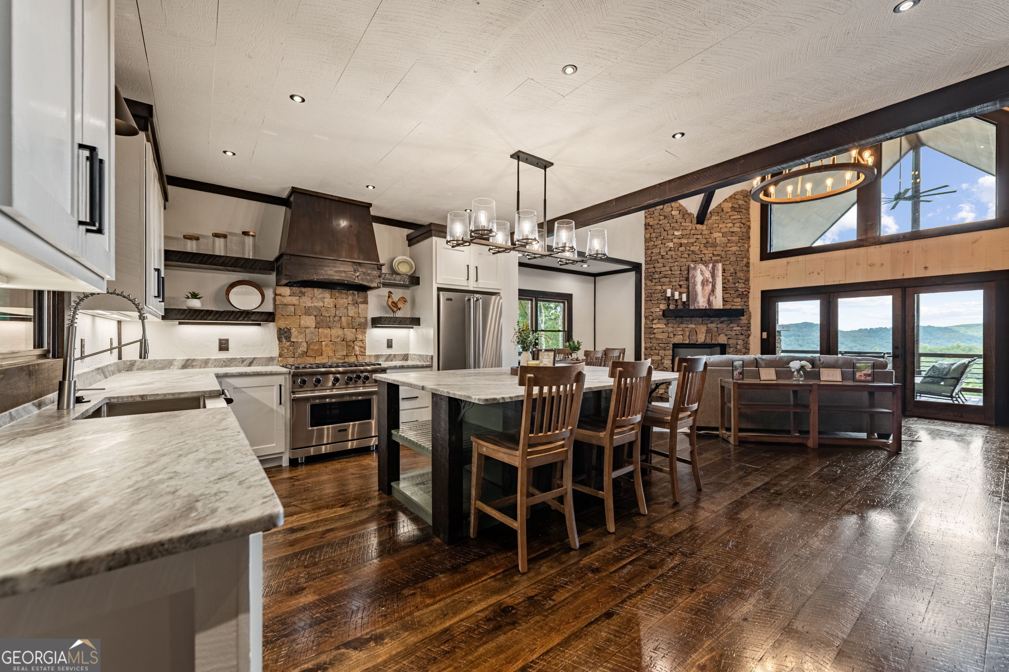 363 Griffith Parkway