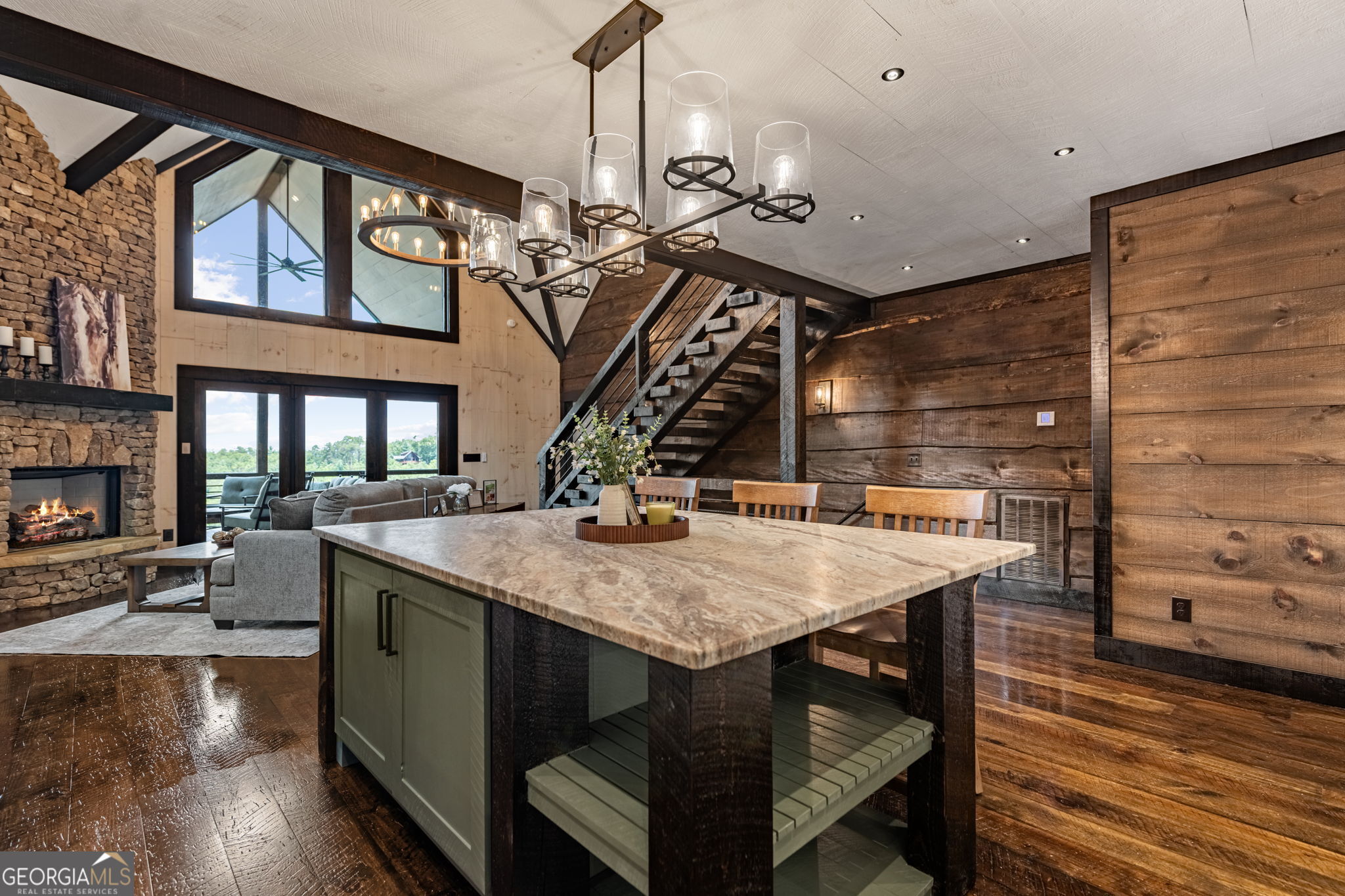 363 Griffith Parkway