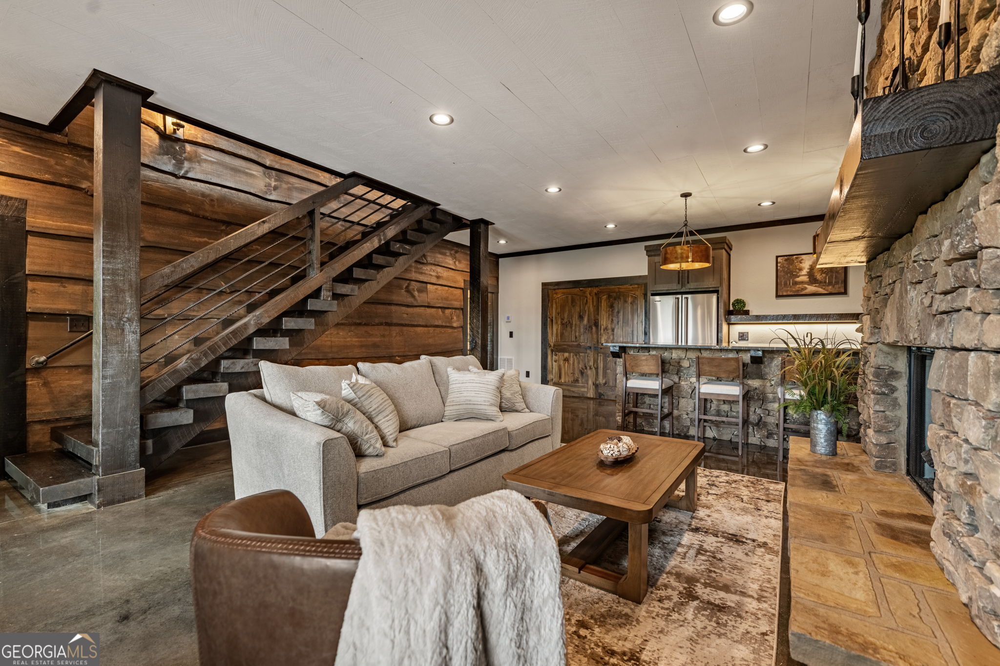 363 Griffith Parkway