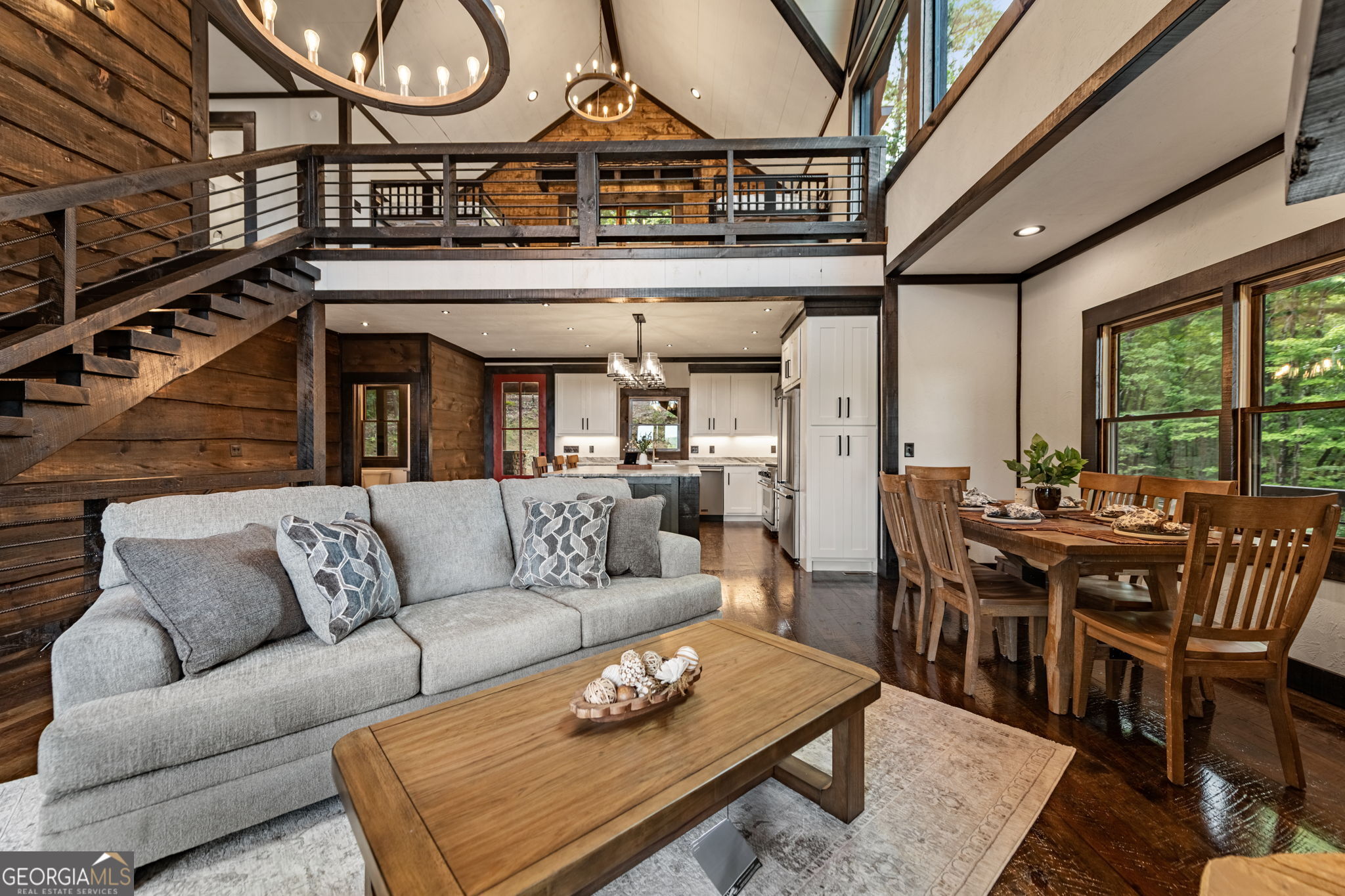 363 Griffith Parkway