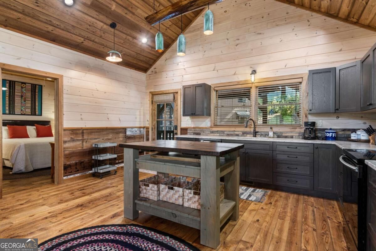 321 Quail Ridge Road
