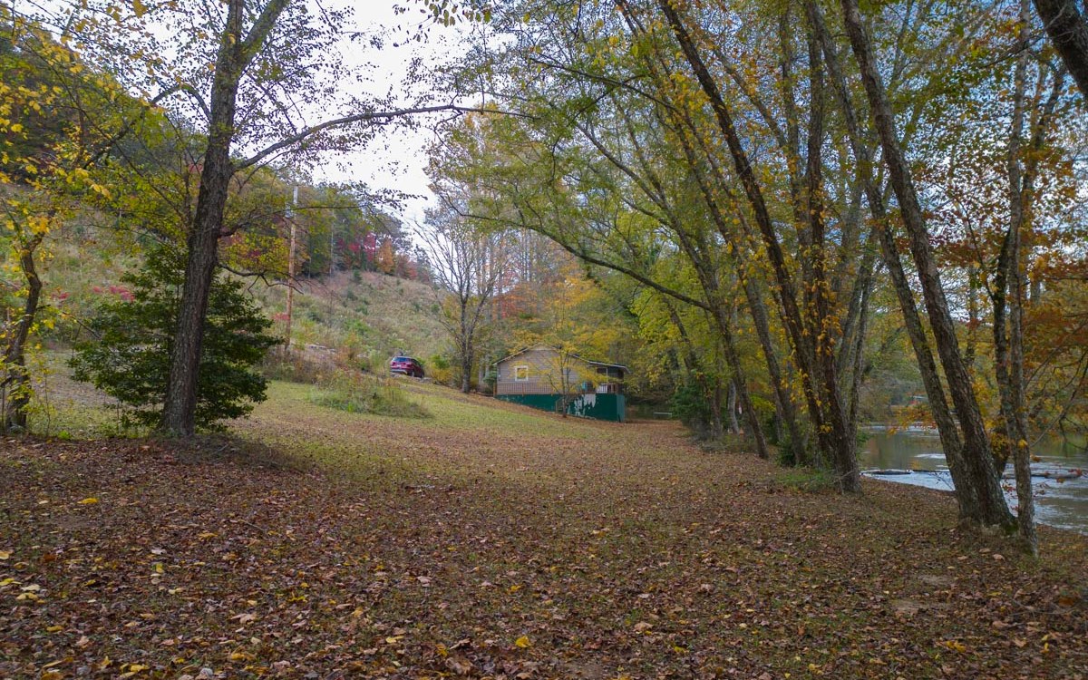 1.44 Valley Lane