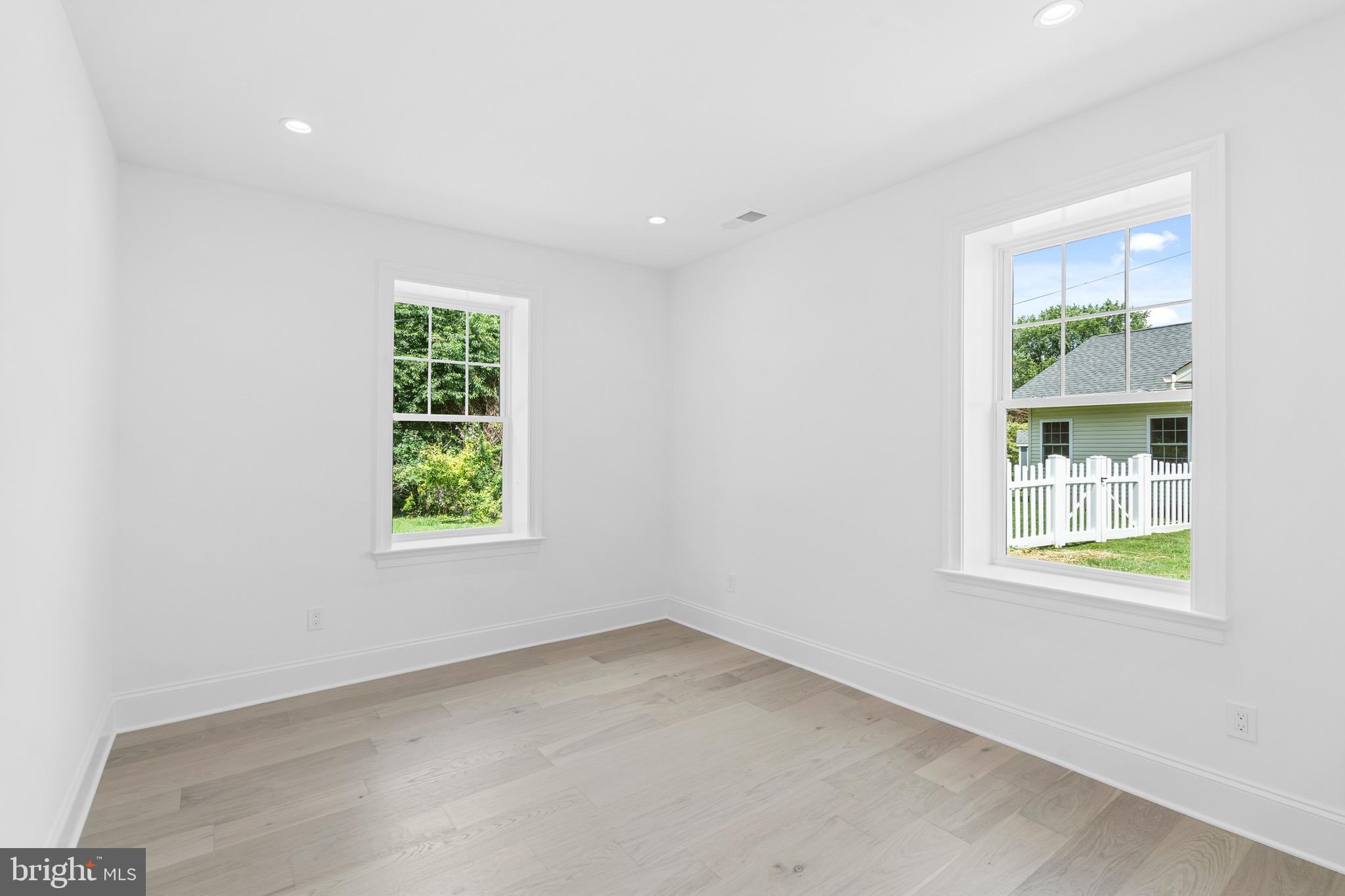 710 HEDGEROW DRIVE