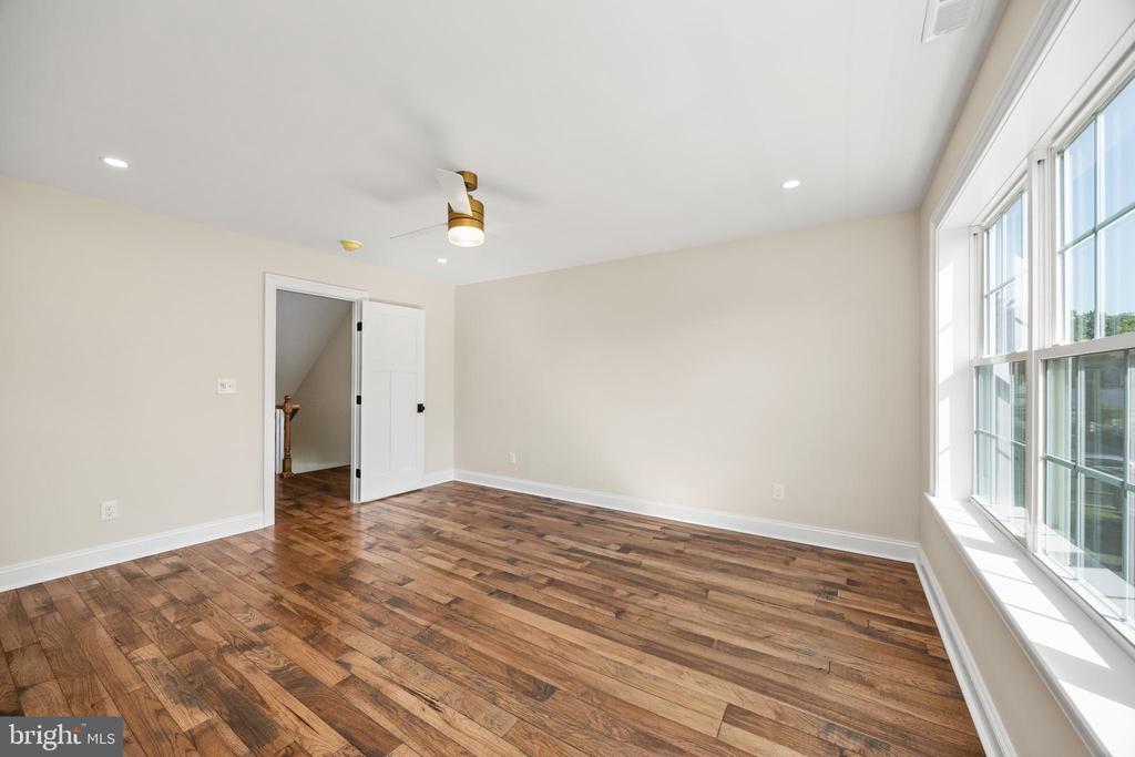 611 SUMMER STREET