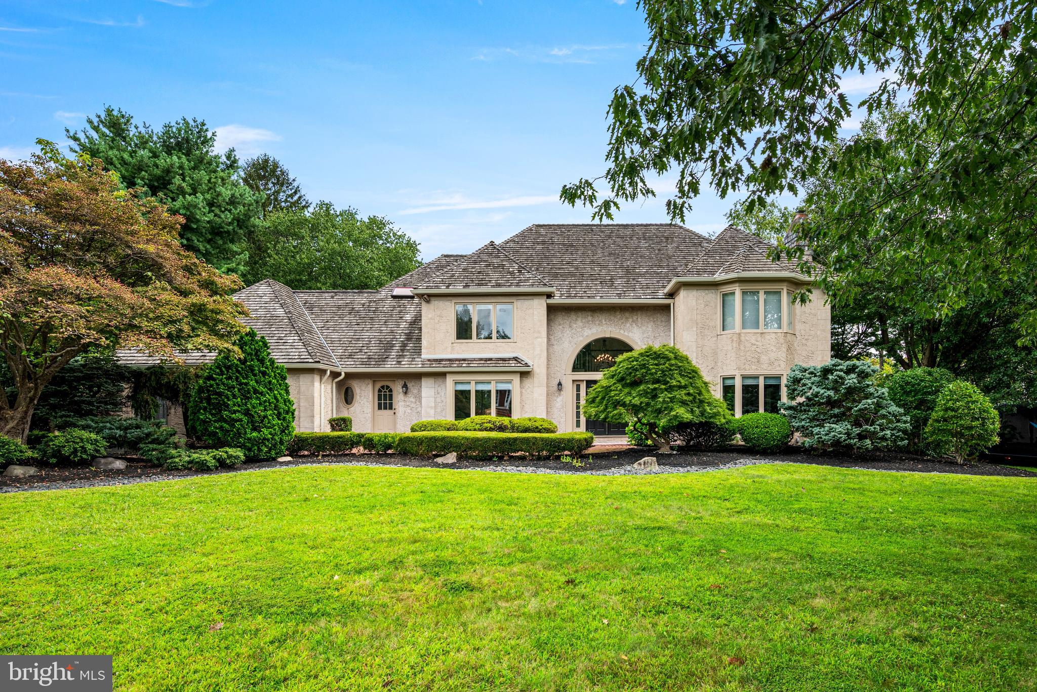977 DERRING LANE