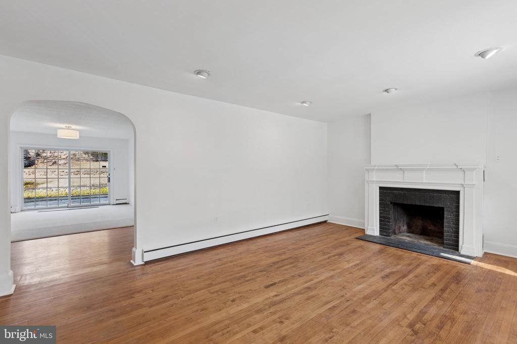 201 Rex Ave