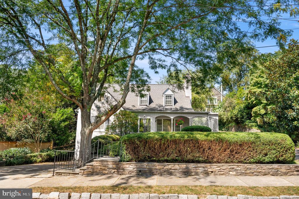 201 Rex Ave