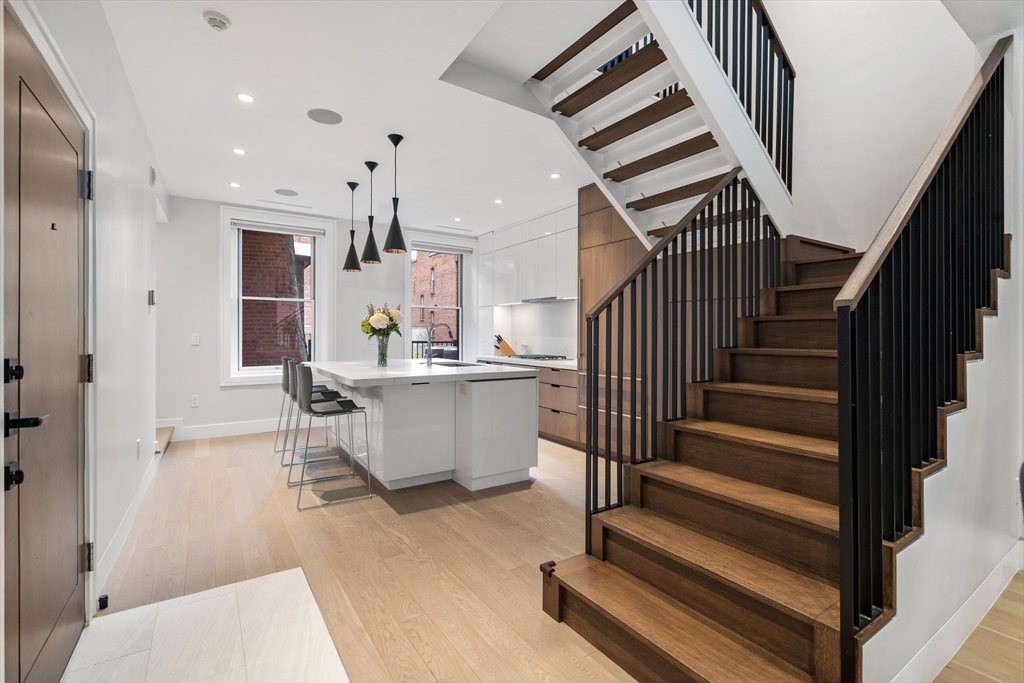 47 Hancock St # 2