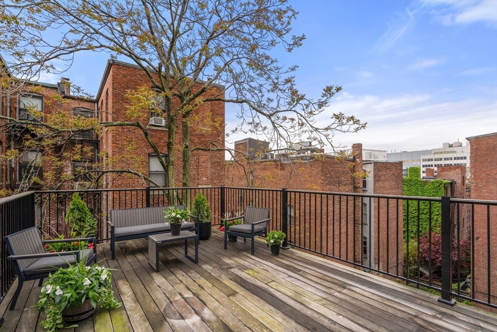47 Hancock St # 2