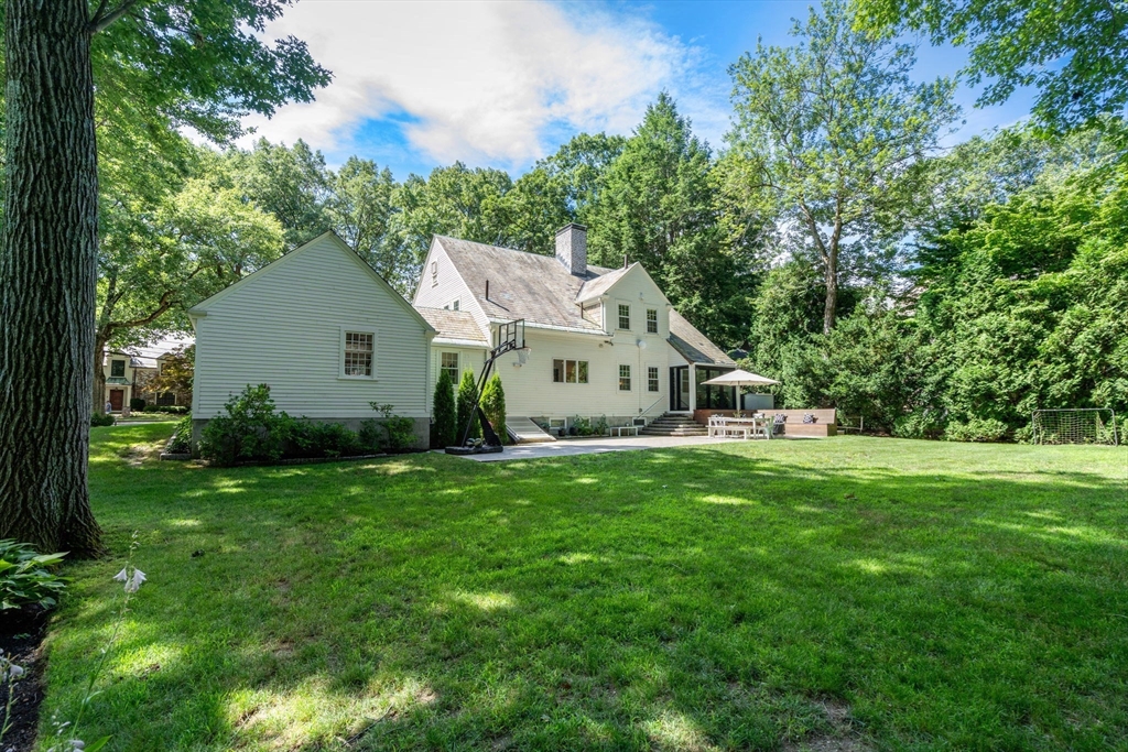 235 Woodland