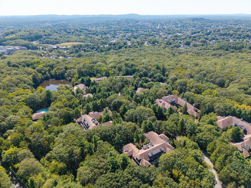 232 Allandale Rd # 2D