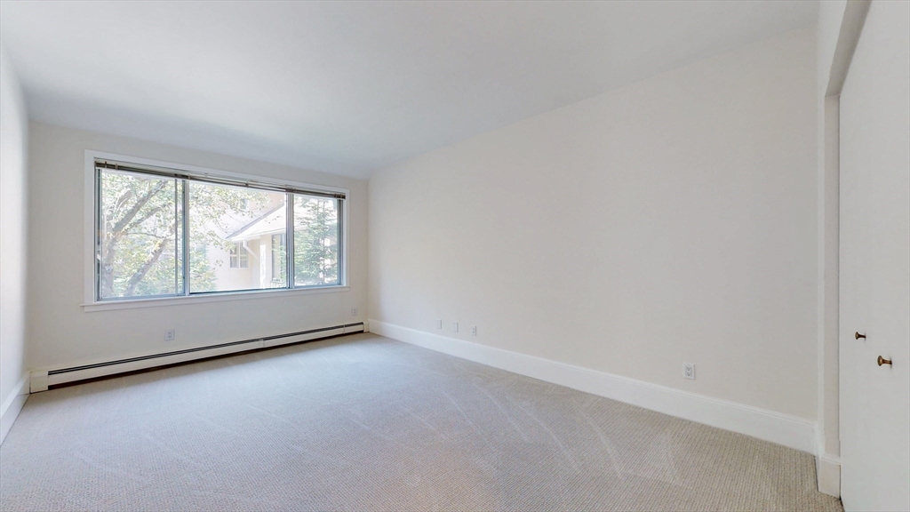 232 Allandale Rd # 2D