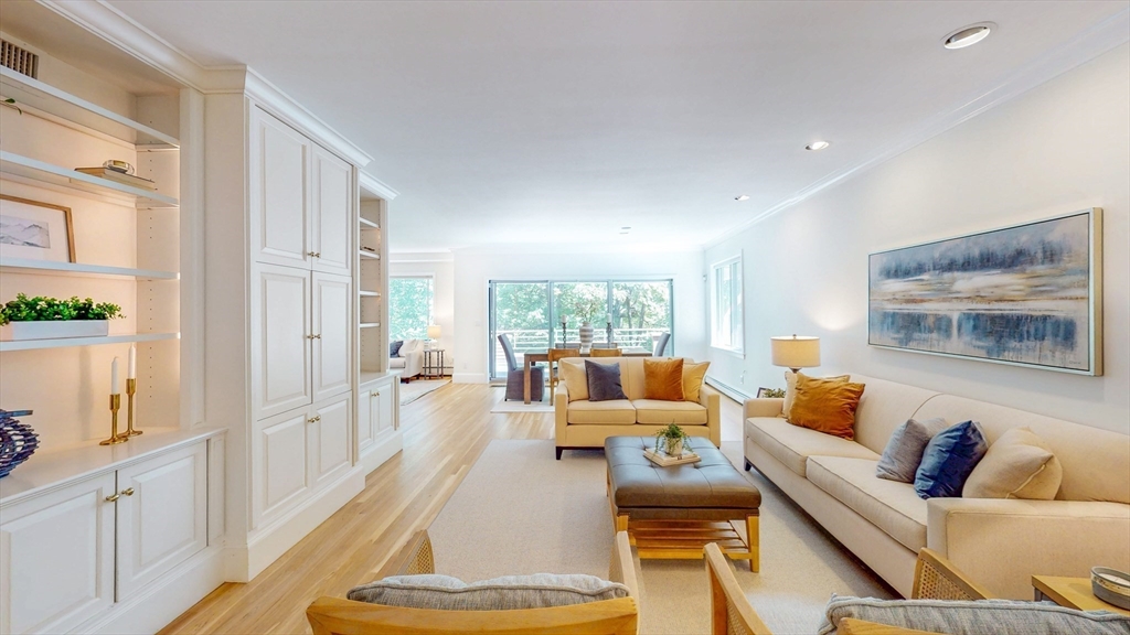 232 Allandale Rd # 2D