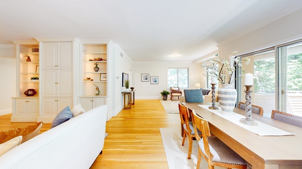 232 Allandale Rd # 2D