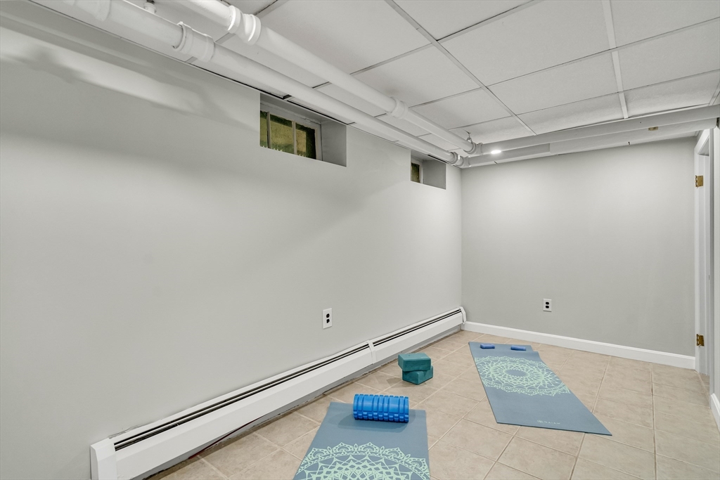 28 Laudholm Road, Newton