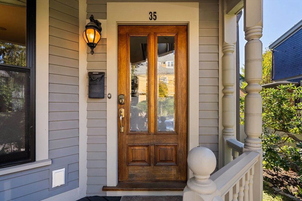 35 Saint John Street