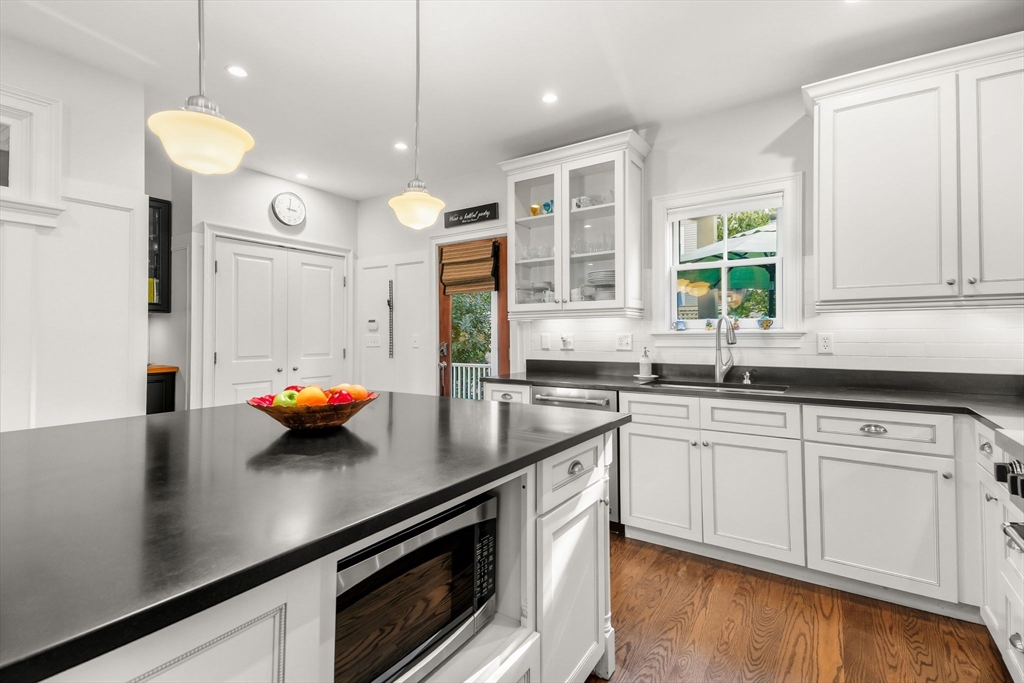 35 Saint John Street