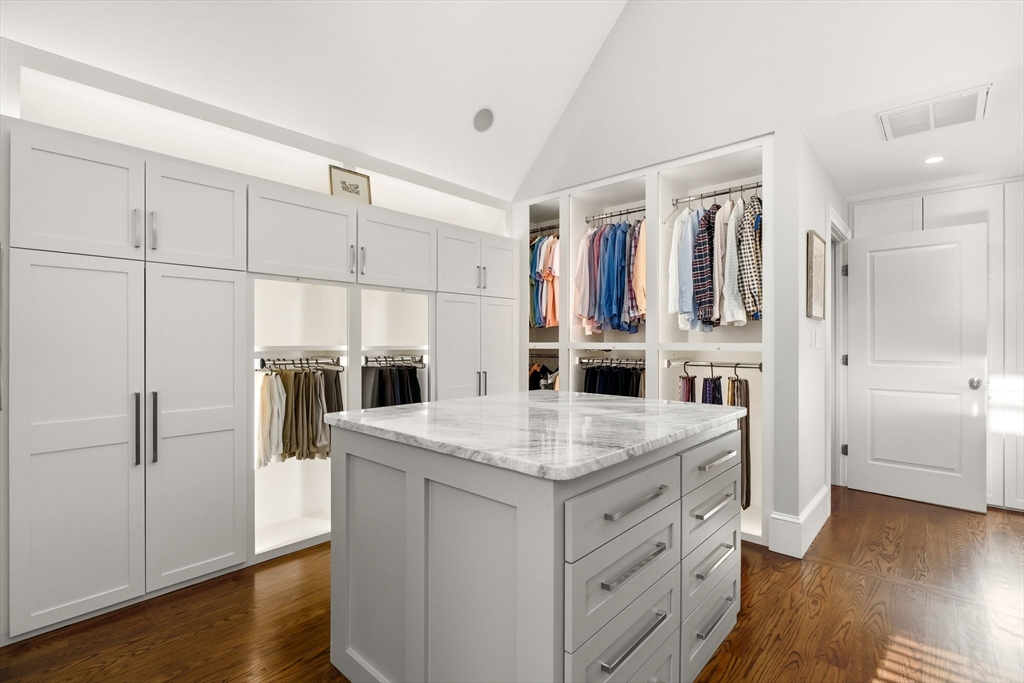 35 Saint John Street