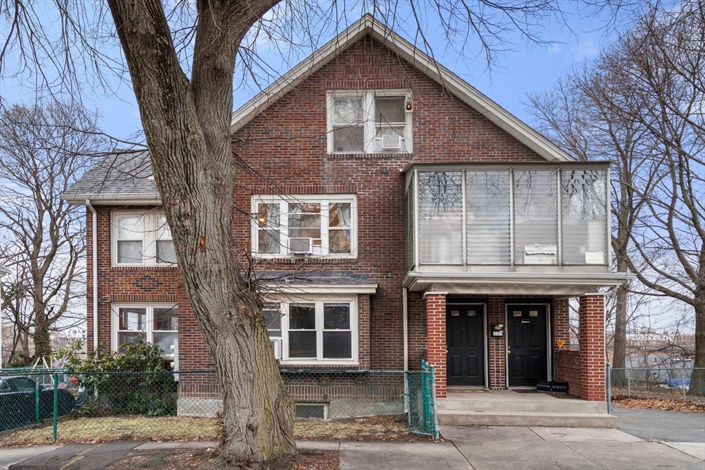 113-115 Nottinghill Rd