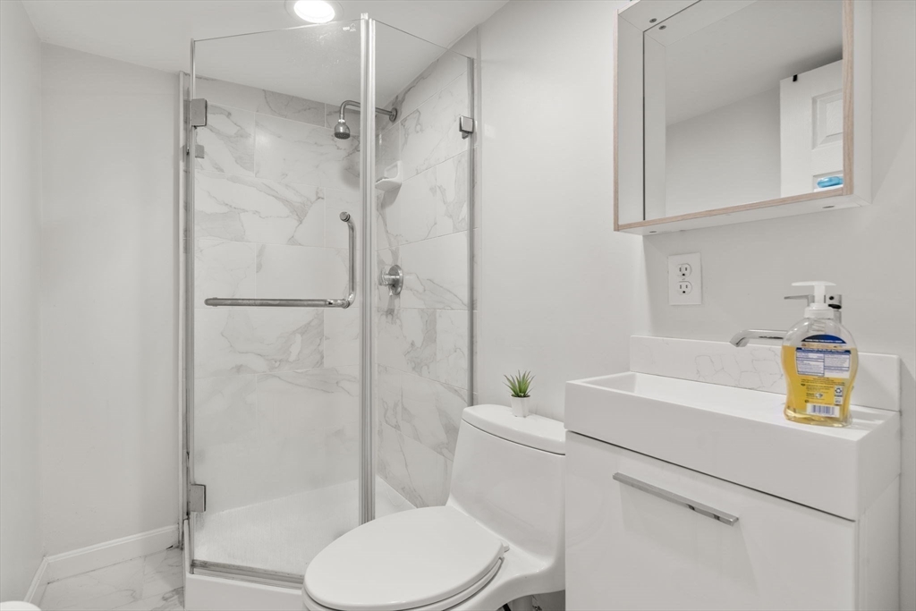 113-115 Nottinghill Rd