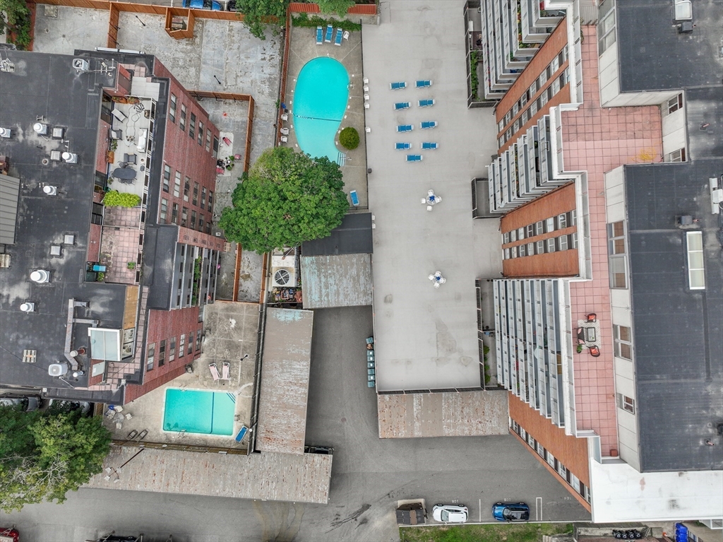 45 Longwood Ave # 712