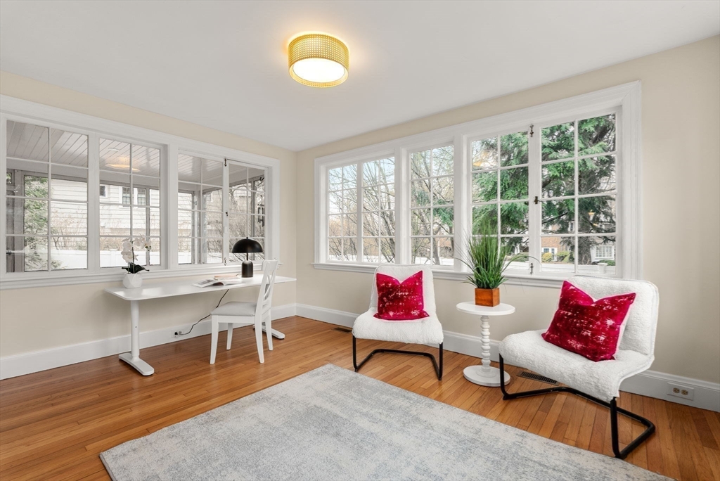 5 Hammond St