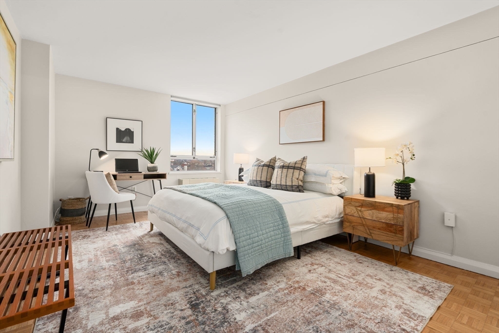 45 Longwood Ave # 801