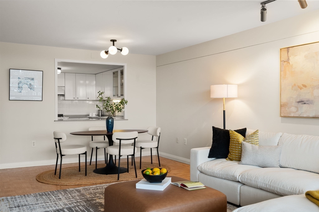 45 Longwood Ave # 801