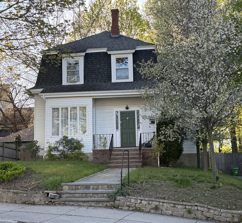 60 Parsons St