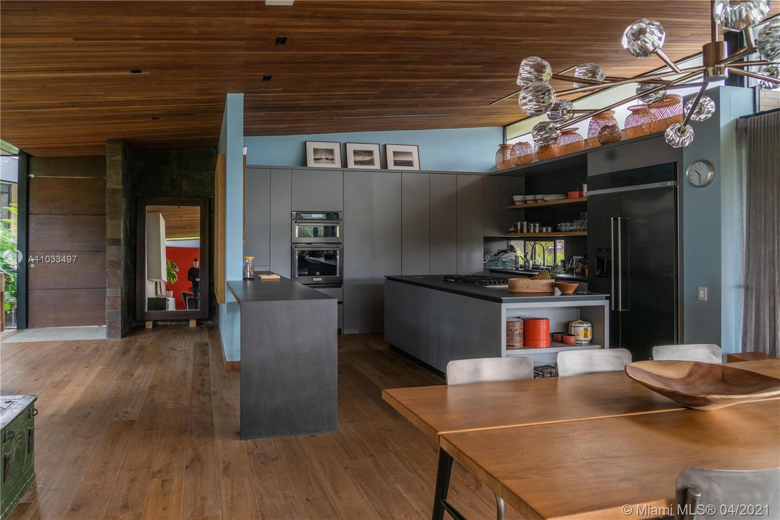 SUR # 4-85, CASA # 7 CALLE 23, ALTO DE LAS PALMAS, ANTIOQUIA