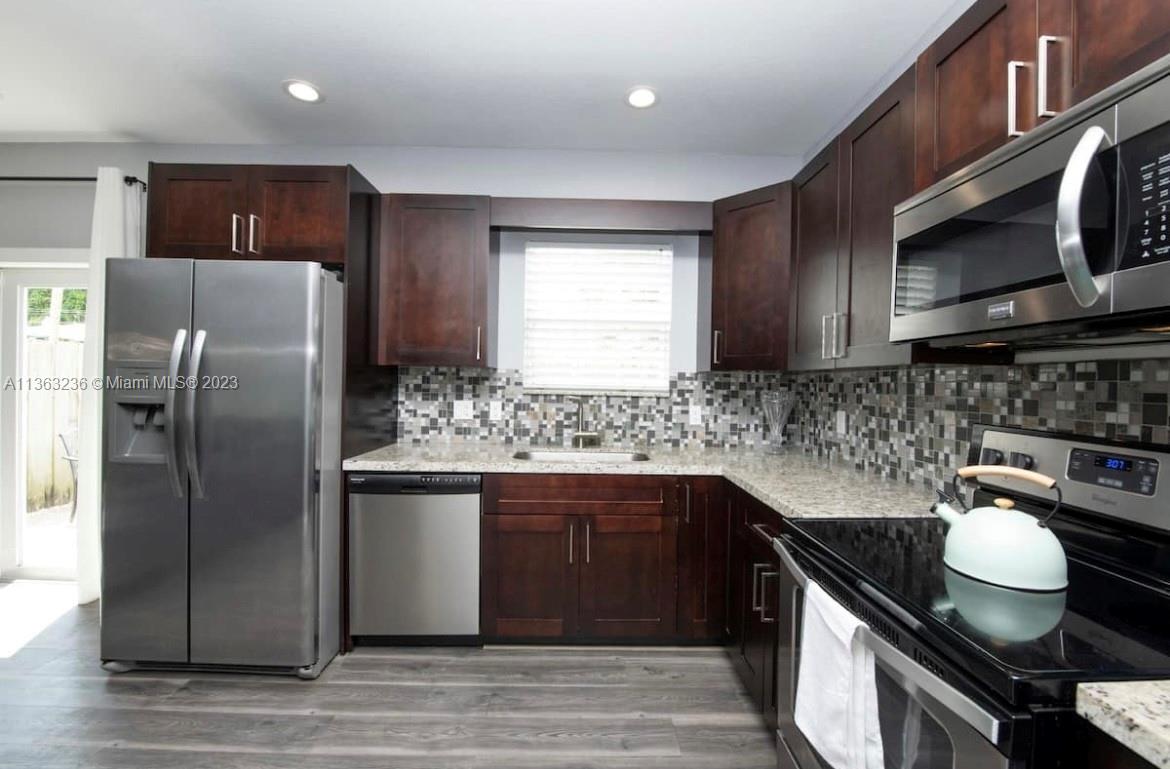 803 NW 1st Ave # 803