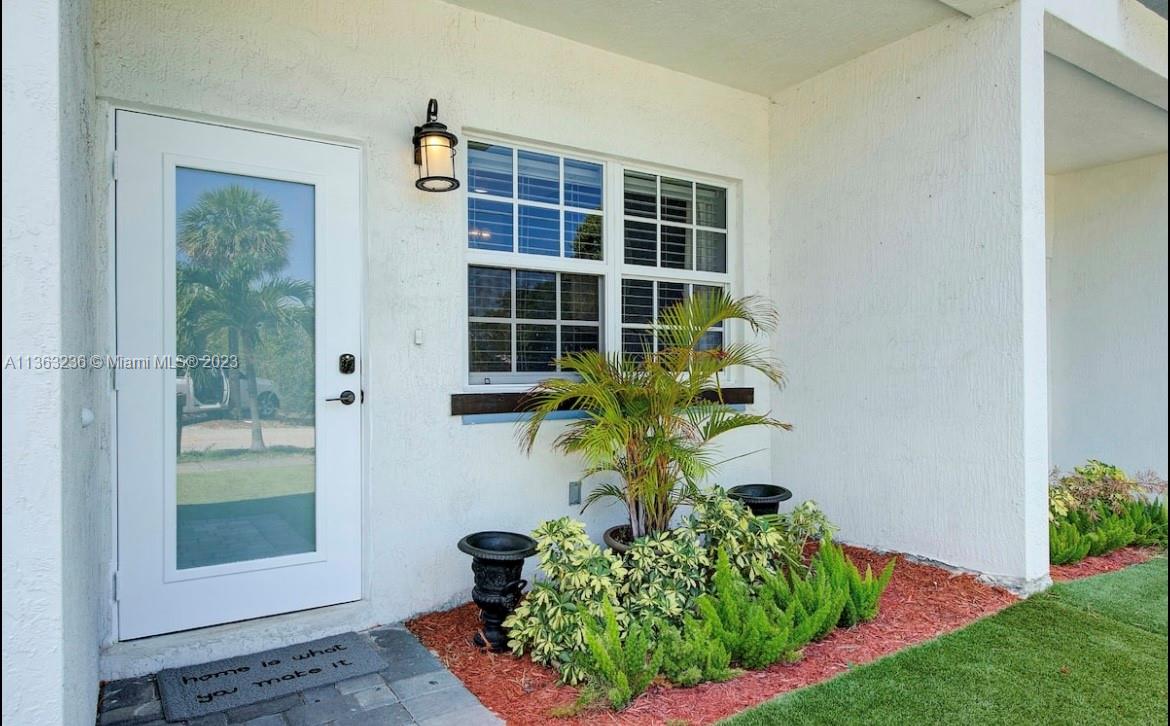 803 NW 1st Ave # 803