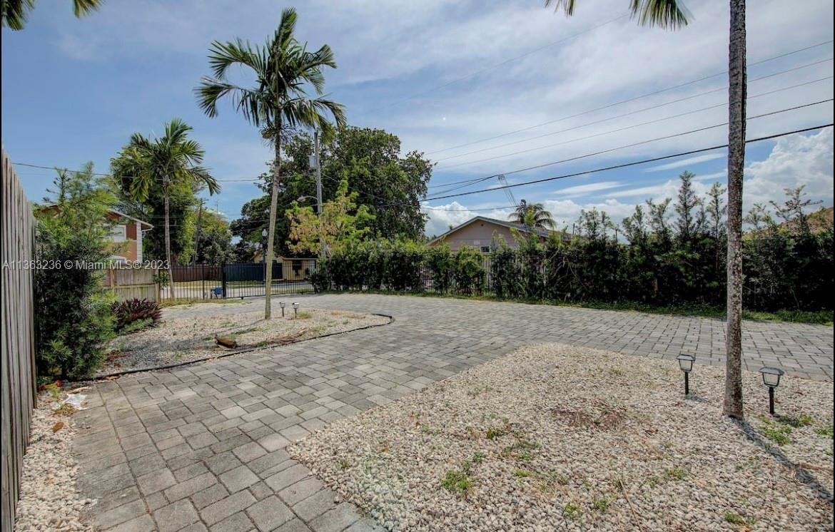803 NW 1st Ave # 803