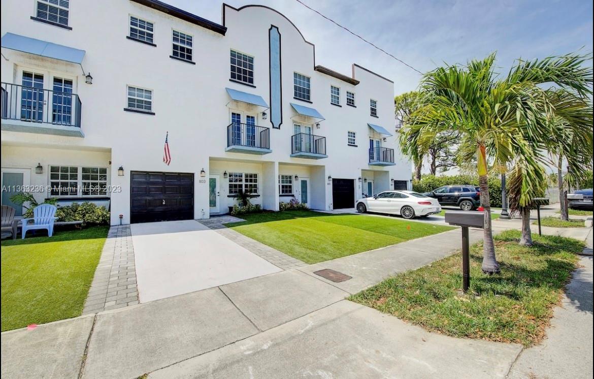 803 NW 1st Ave # 803