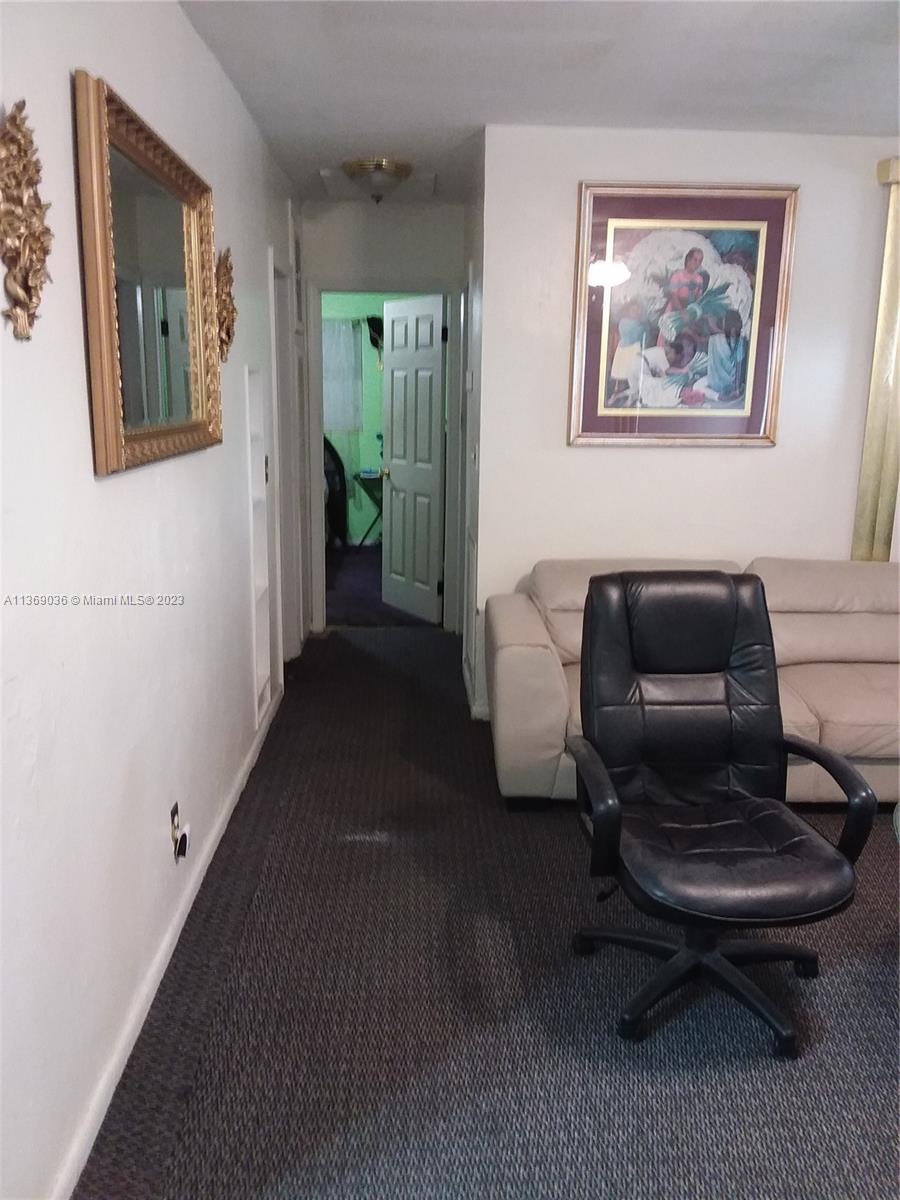 2322 Avenue M