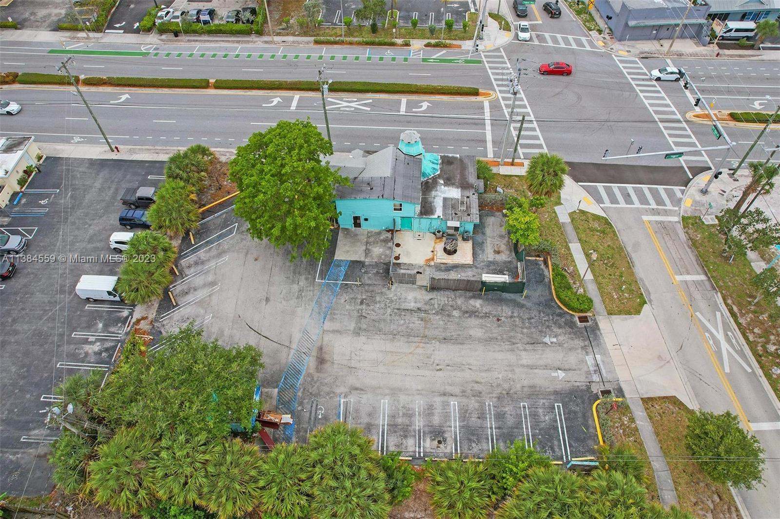 1022 N Federal Hwy