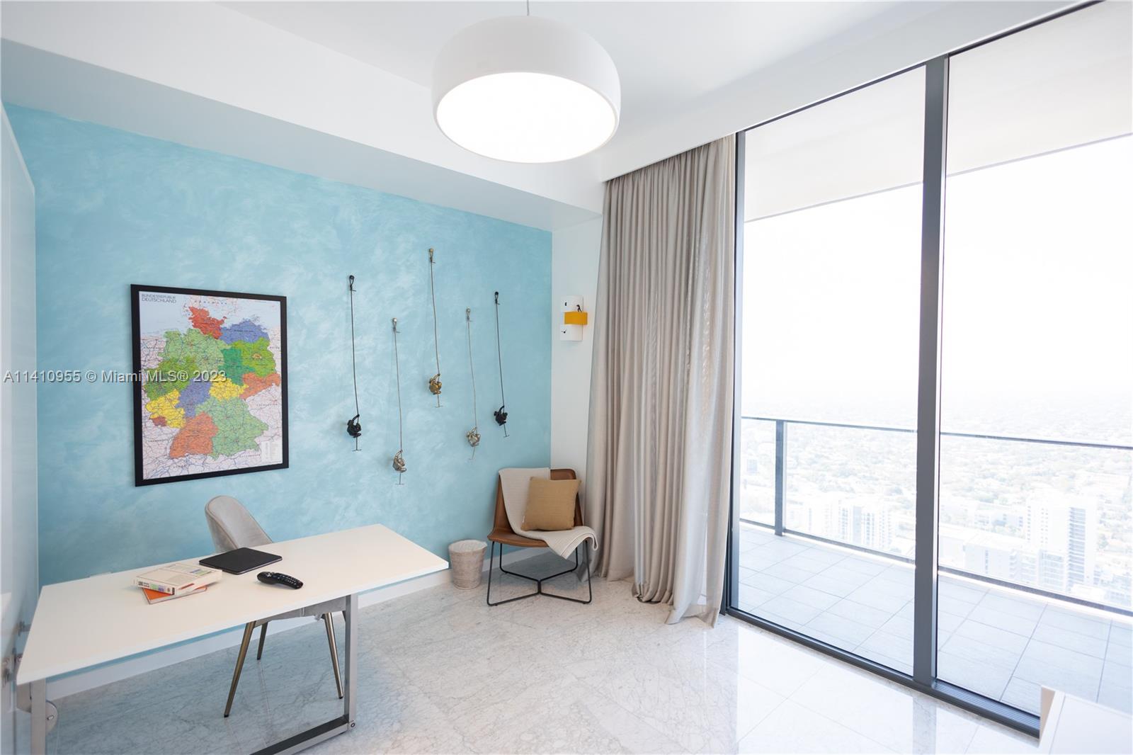 1000 Brickell Plz Unit: PH5707