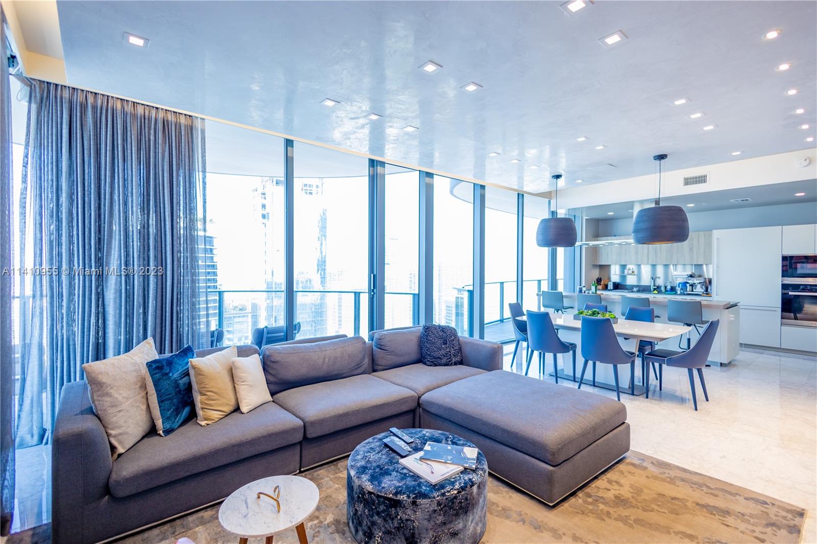 1000 Brickell Plz Unit: PH5707